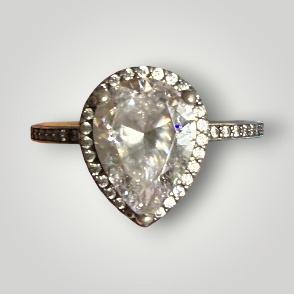 AUTHENTIC PANDORA SPARKLING TEARDROP HALO RING US SIZE 9